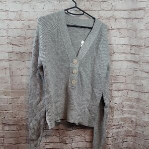 Francesca v neck sweater medium new nwt